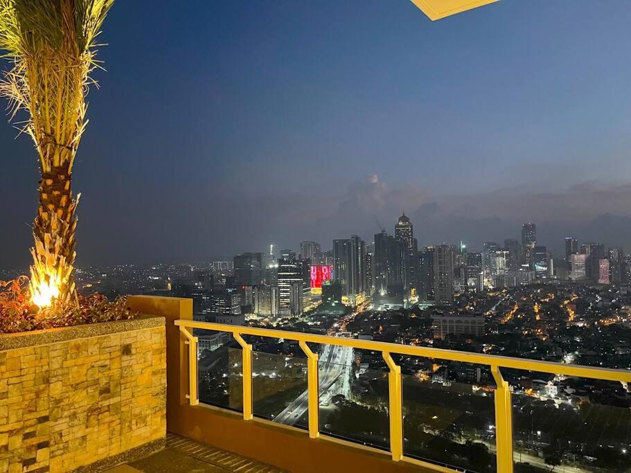 Best Location and Spacious 1BR w/ WI-FI at Brixton Place, Pasig photo