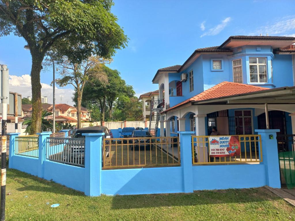INDAH GUEST HOUSE — Hotel in Johor Bahru