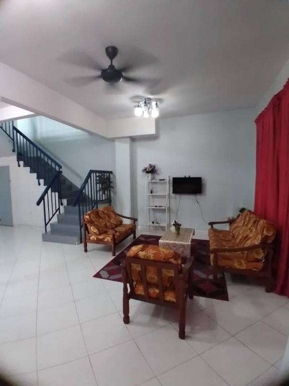 INDAH GUEST HOUSE photo