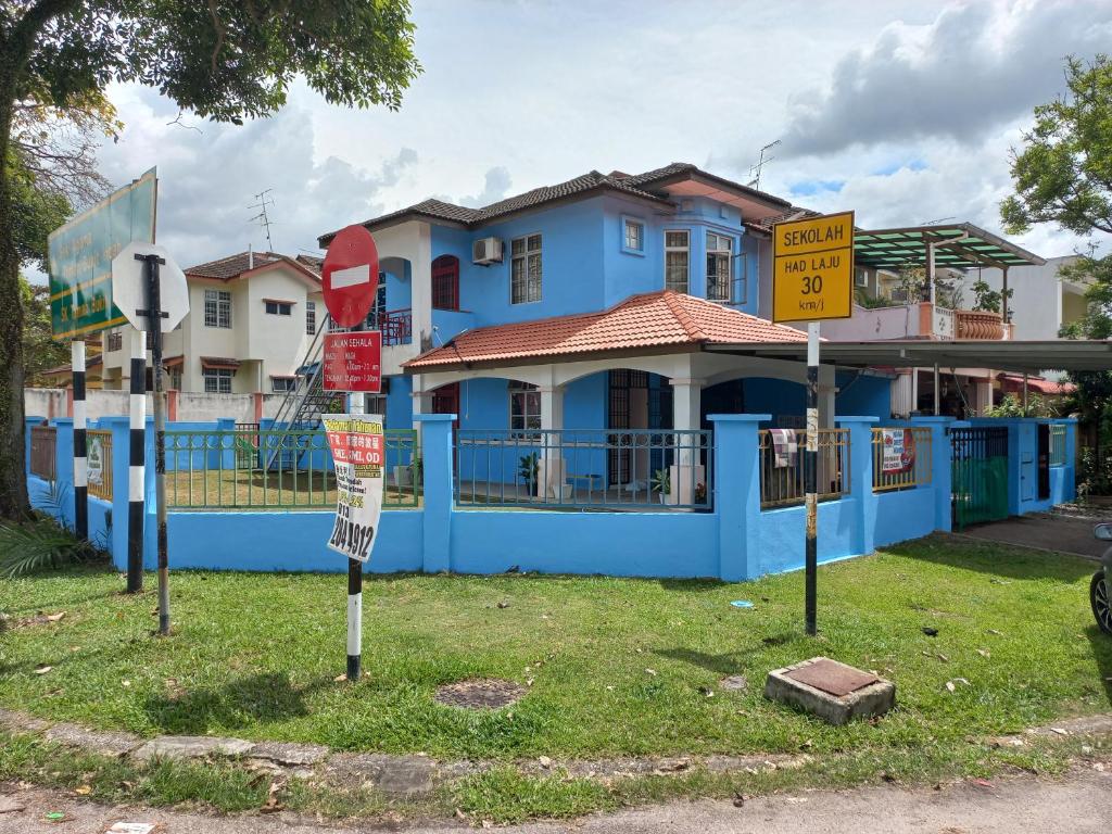 INDAH GUEST HOUSE photo