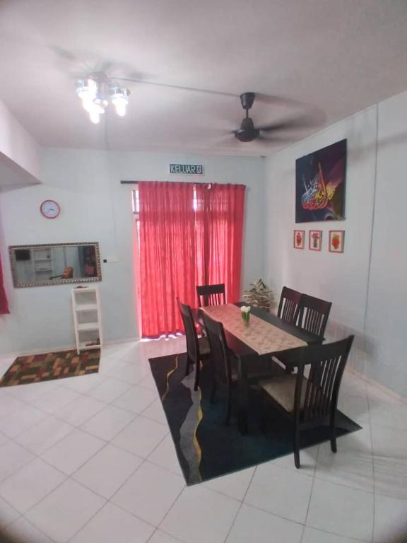 INDAH GUEST HOUSE photo