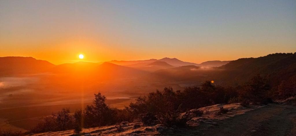 Izarrate, Apellániz