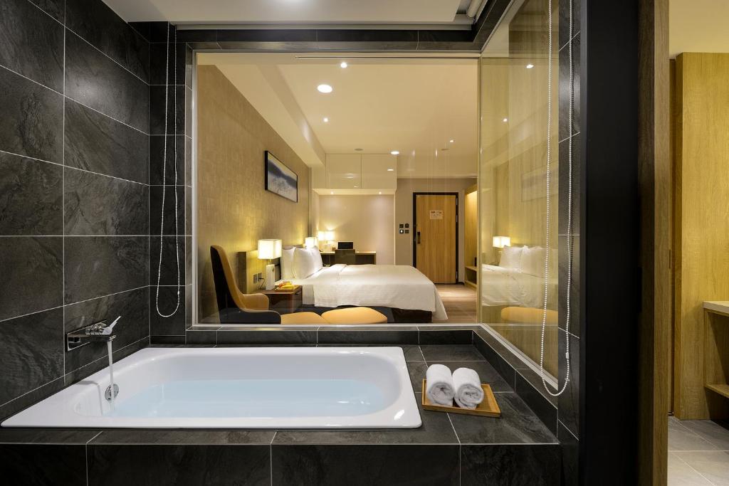 ジョイフルテル (Joyfultel)