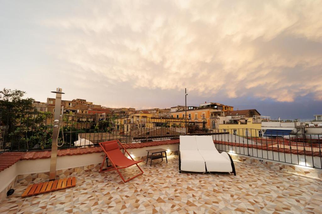 Stunning View with 3 Terraces near DANTE SQ! By HouseinNaples - 3