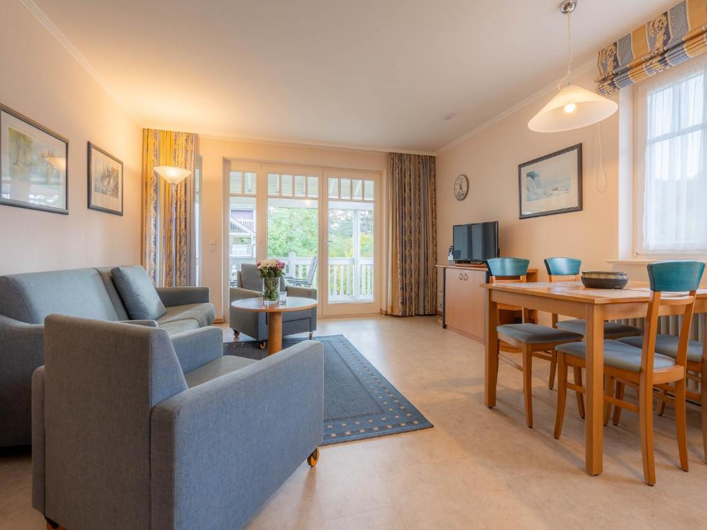 Dünenpark Binz - Komfort Ferienwohnung mit 1 Schlafzimmer und Balkon im Obergeschoss 225, Binz