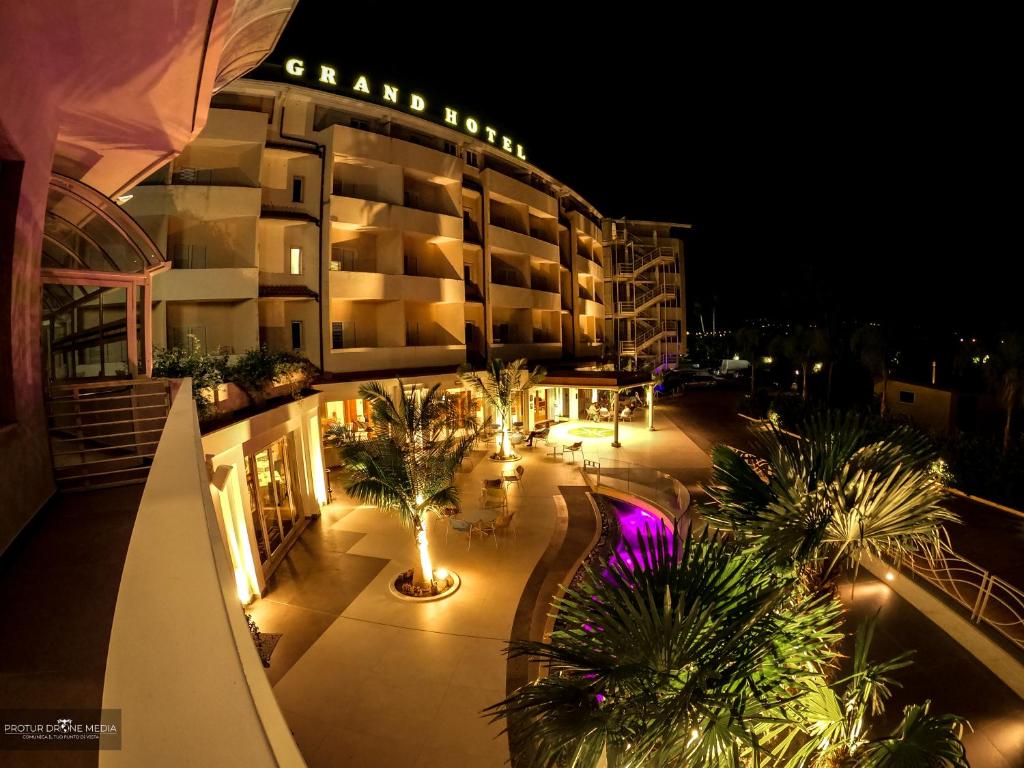 Grand Hotel President — Hotel in Siderno