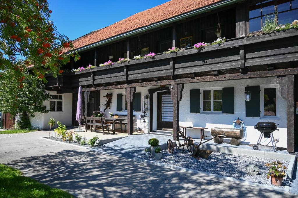 Im traditionellen Bauernhaus - 2