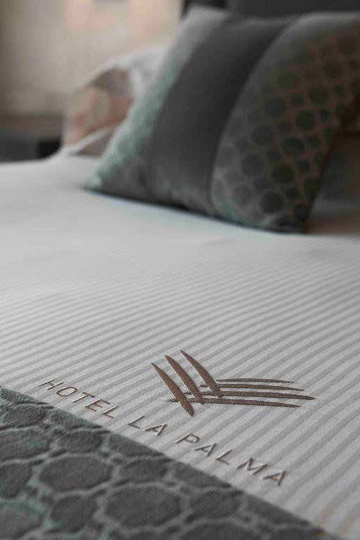 Hotel La Palma — Hotel rooms in Stresa, Piedmont