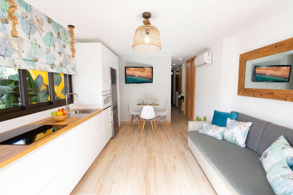 THE GOLDEN CORNER by Homestaygrancanaria - 4