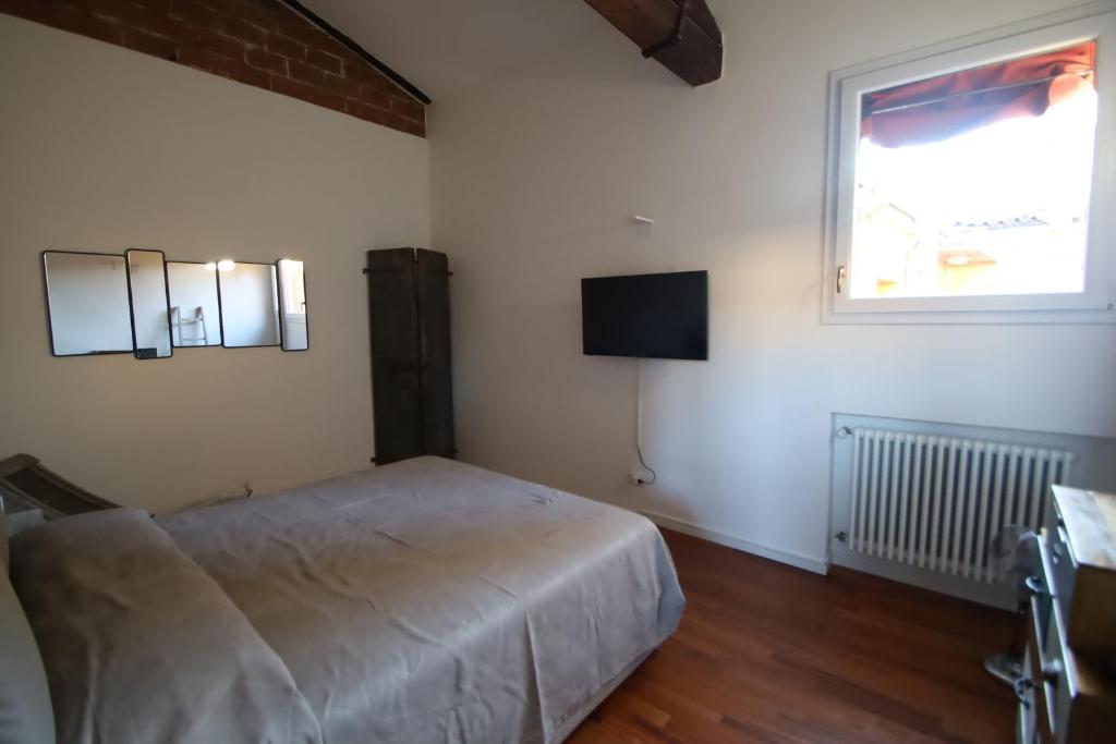 CHARME Appartamento immerso tra le mura bolognesi - 3