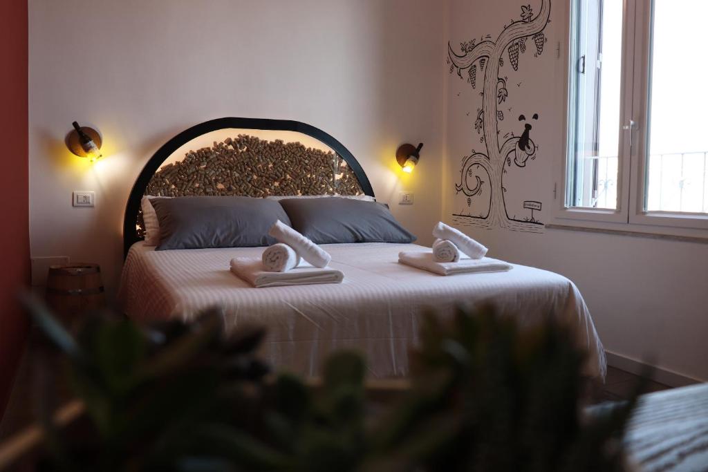 Liotru Maisonne, rooms with en-suite bathroom and shared bathroom - 1