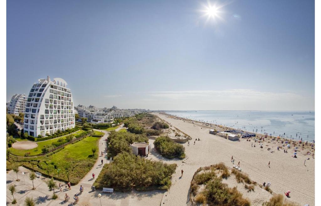 LE SUNRISE Vue mer Accès Plage- Spacieux-2 Terrasses-Wifi - CONFORT -TOP PROS SERVICESConciergerieLaGrandeMotte - 2