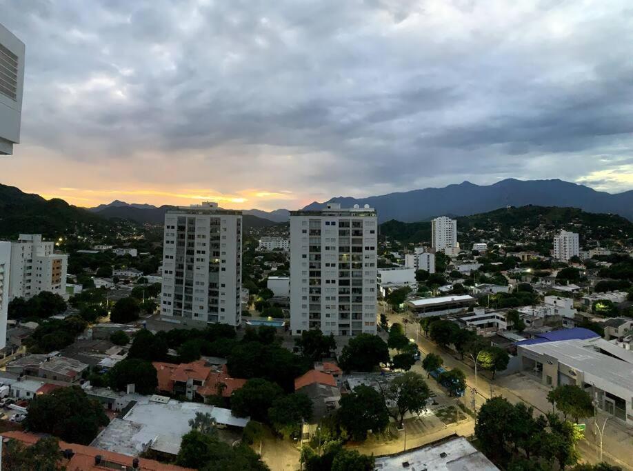 Nuevo, amoblado y las mejores vistas de amaneceres - 2