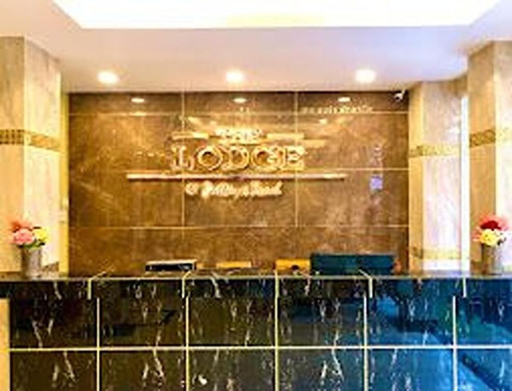 The Lodge Pattaya photo