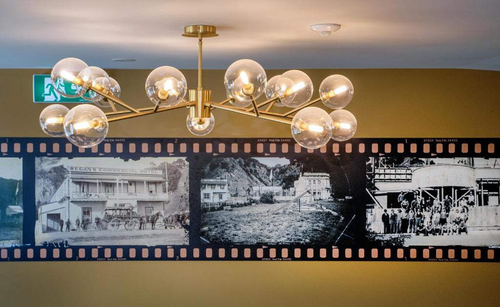 The Com Plex Motel photo