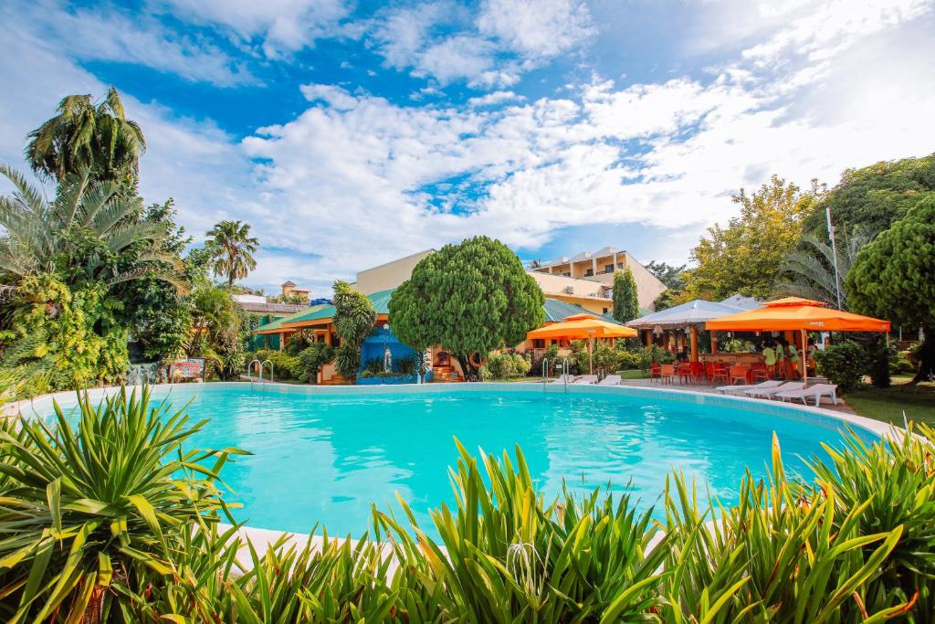 สระว่ายน้ำ