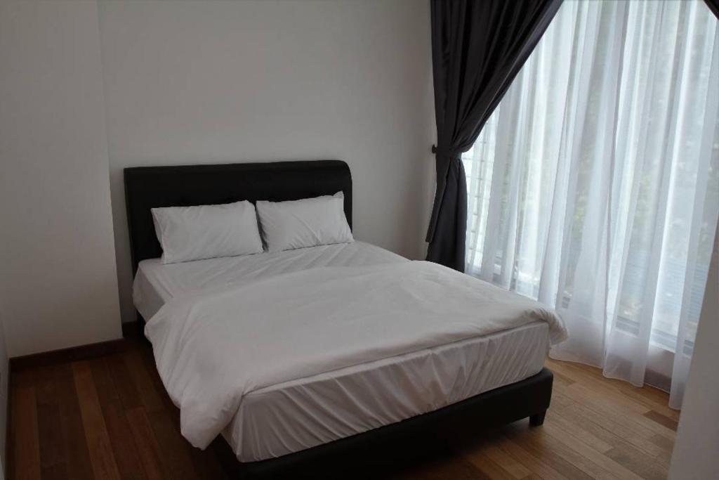 Sungai Ara Comfortable Stay photo
