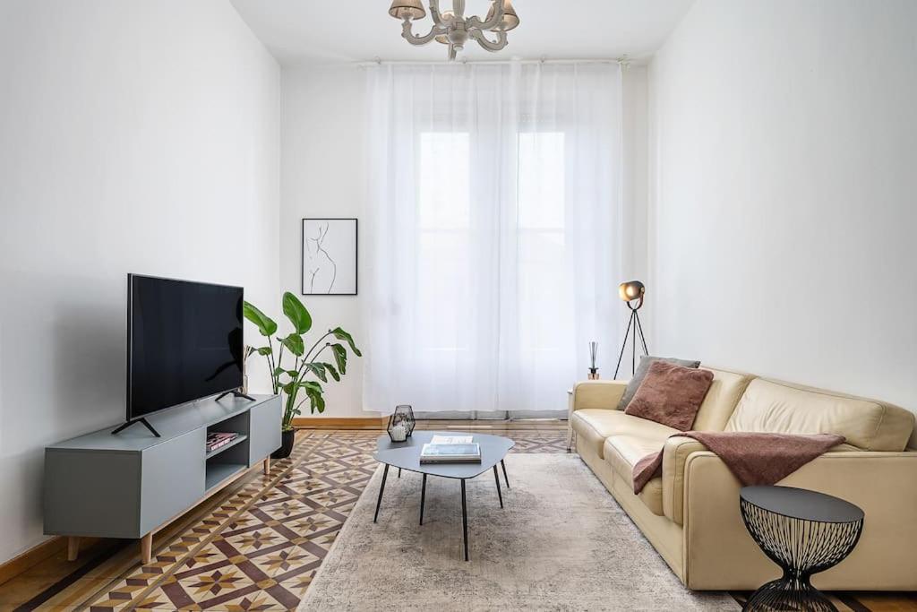 [CITY CENTER-DESIGN ATTIC] Penthouse with Private Terrace, Milán