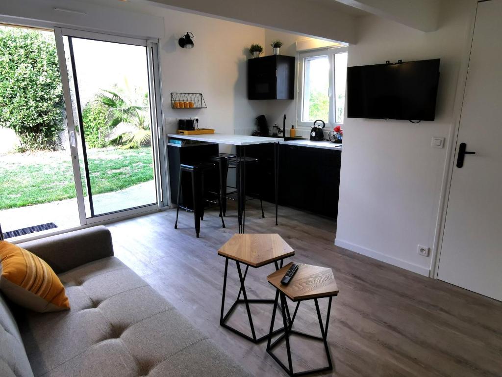 L Annexe - Studio avec Piscine Privee - 3