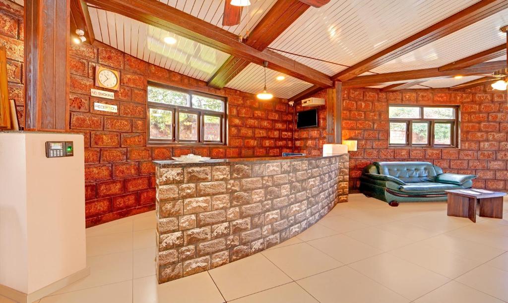 フロント・ロビー