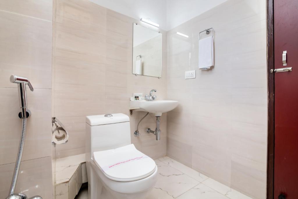 Muscatel Roma - 400 Mts from Mall Road photo