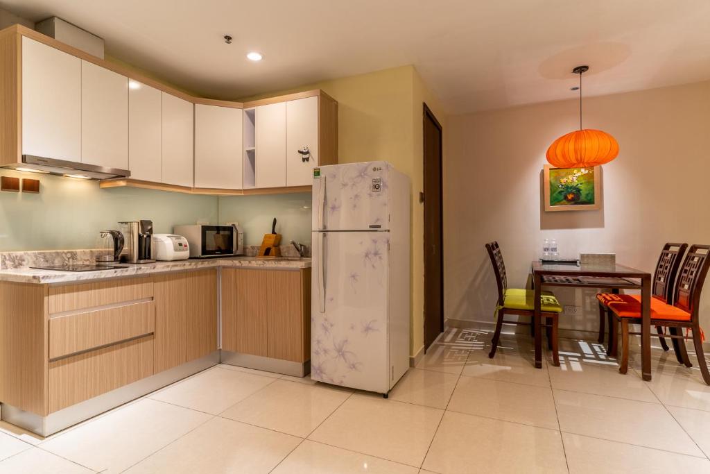The Rixx Indochine Apartment (gym/pool/security)