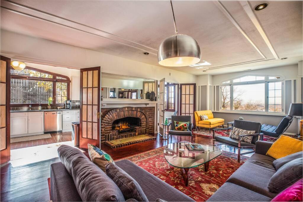 Stunning View, Frank Lloyd Wright Inspired Home!, Salt Lake City