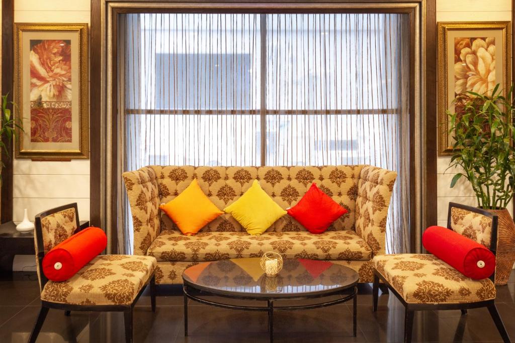 FuramaXclusive Sukhumvit Hotel (SHA Extra Plus) photo