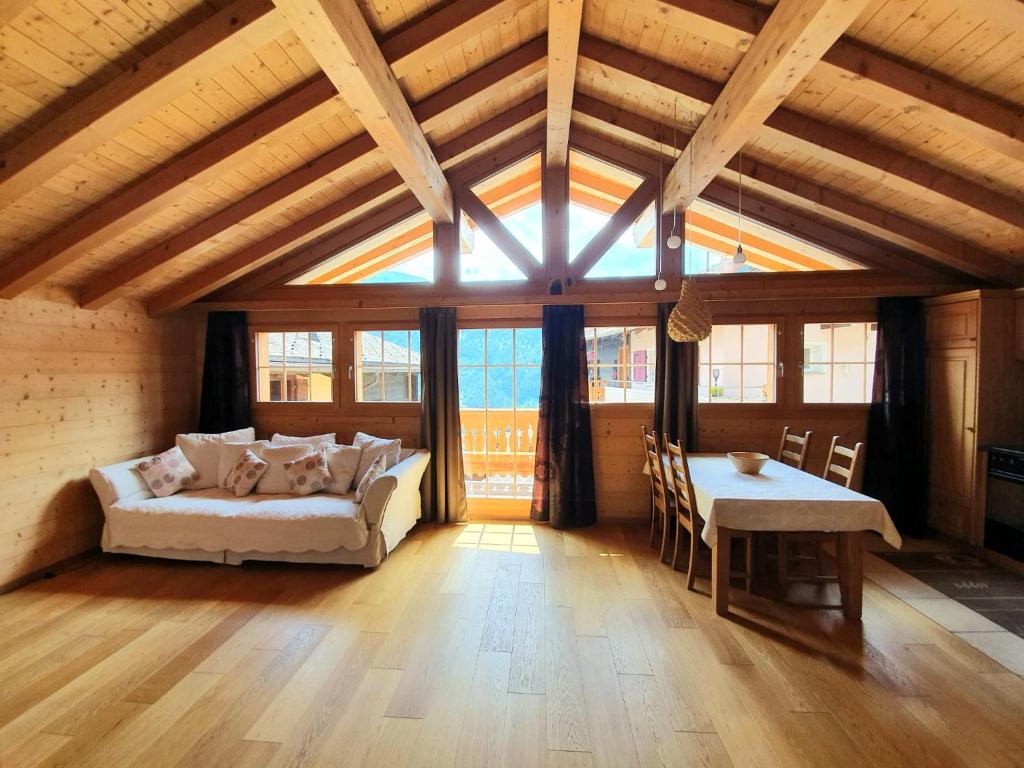 Magnifique et cosy chalet La Marmotte, St-Martin, Val d'Hérens - 2