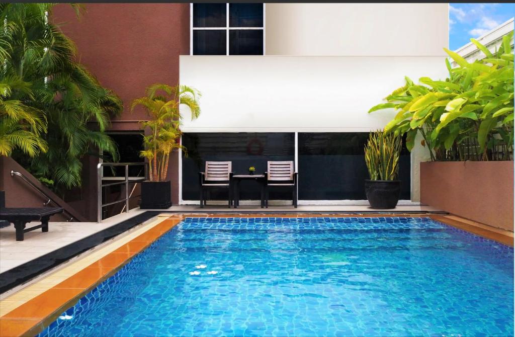FuramaXclusive Sukhumvit Hotel (SHA Extra Plus) photo