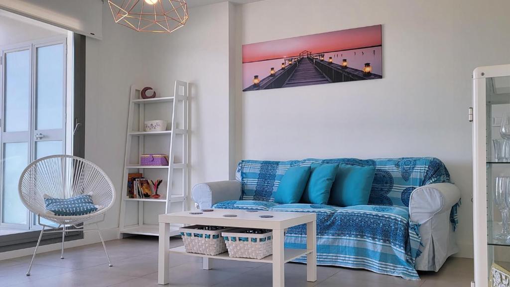 Panorama Beach - Blue Horizon - 2