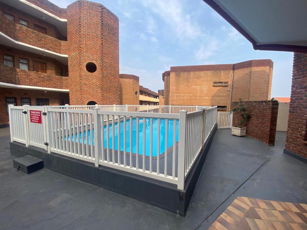 See Uitsig 2, Uvongo Beach