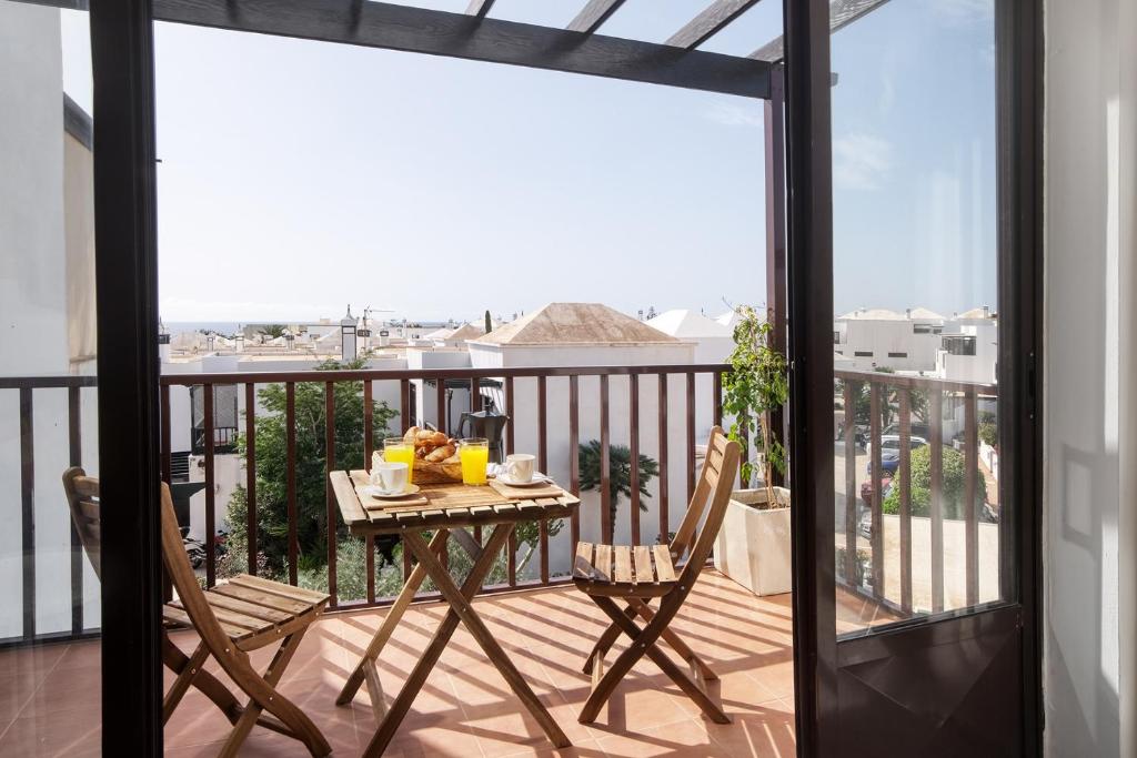 Casa Atlantida-quiet House with balcony and fast wifi - 1