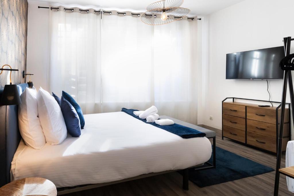 N1 Des Études Cosy Duplex Netflix Balcon ConciergerieDameCarcas - 2