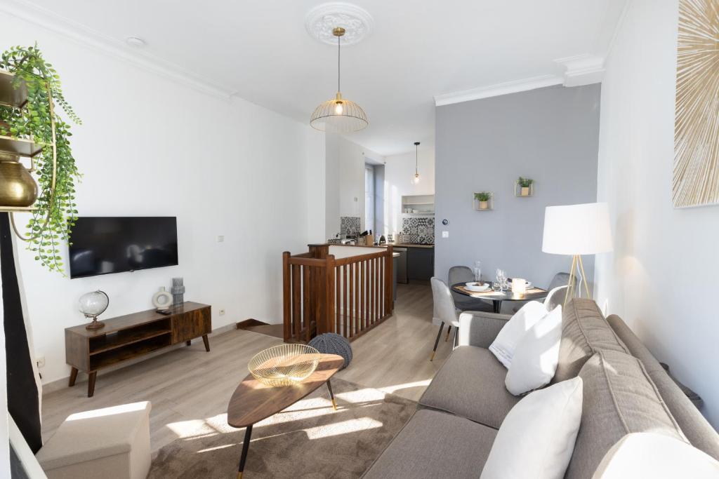 N1 Des Études Cosy Duplex Netflix Balcon ConciergerieDameCarcas - 5