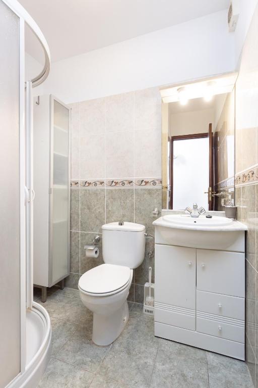 Seafront studio with beach view in the center of Los Cristianos - 3
