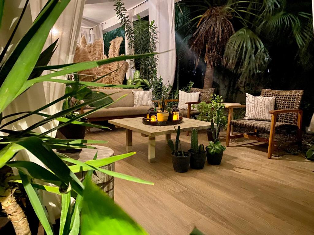Stylish apartments near Best Western photo