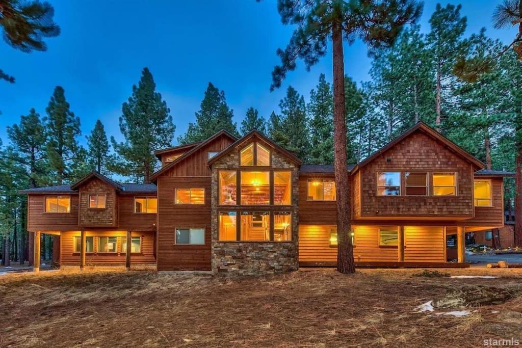 Skier's Dream! Mansion Right Next to Heavenly