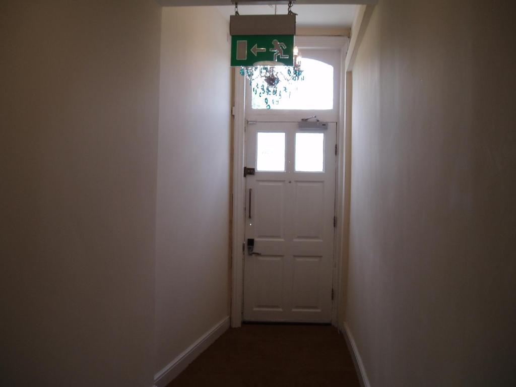 フロント・ロビー