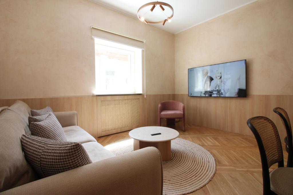 Beige Apartment - 5