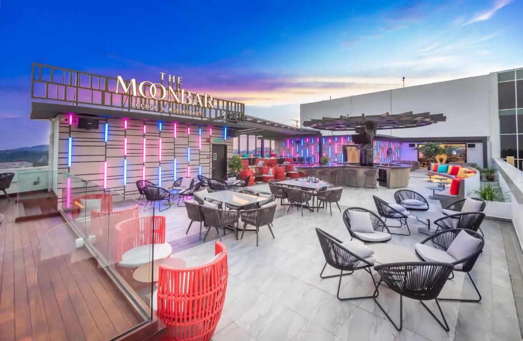 Bar/lounge