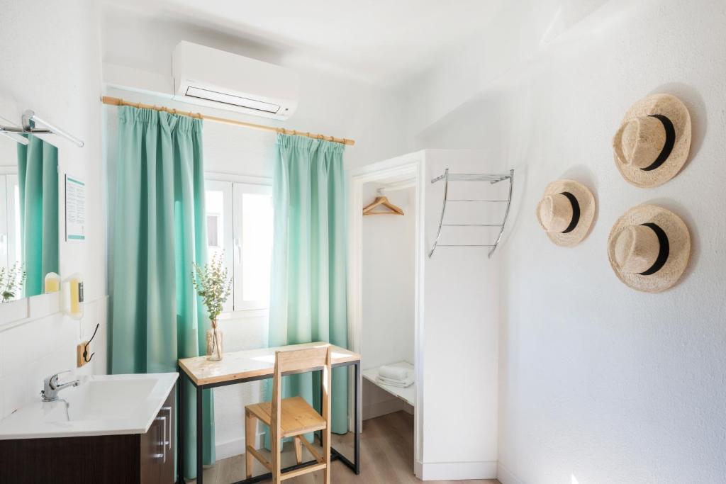 Forenna Hostel photo