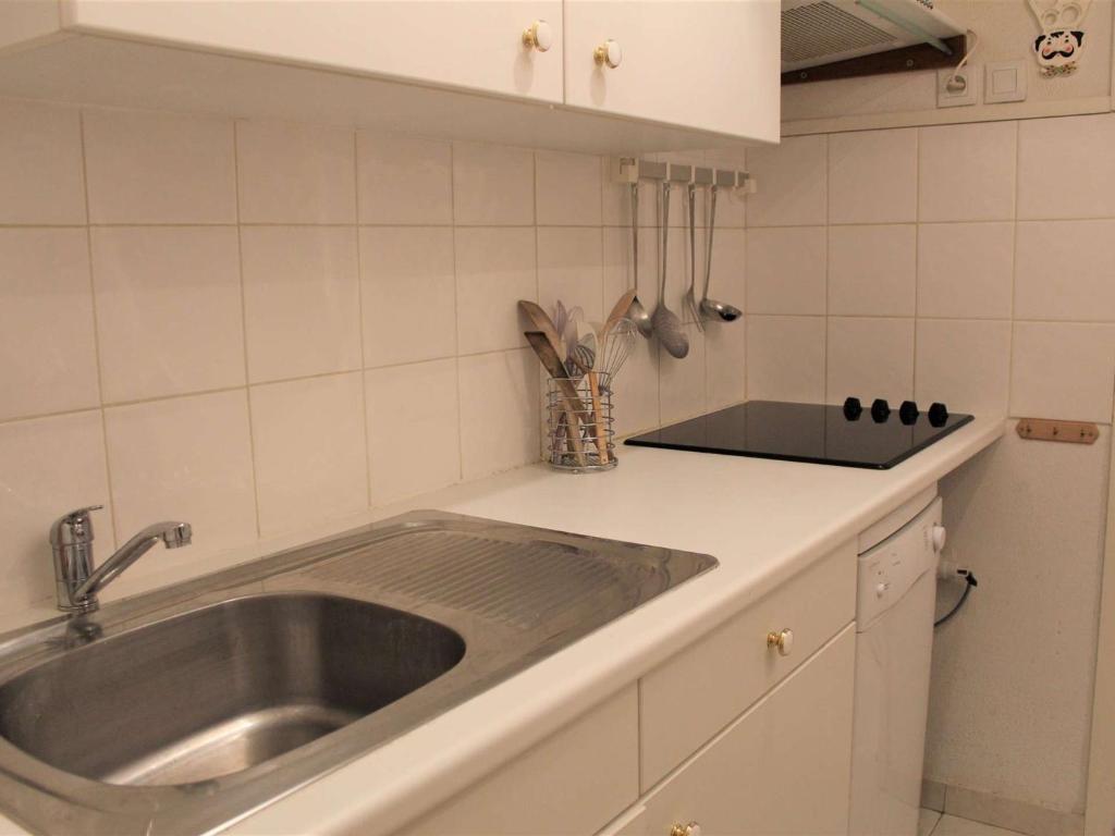 Appartement Vars Les Claux - 3 pièces, 6 couchages, au pied des pistes et commerces - FR-1-330B-62 - 2