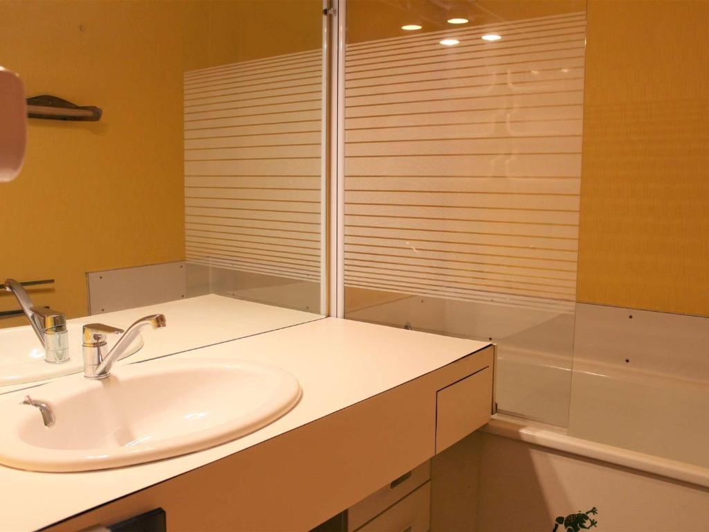 Appartement Vars, 3 pieces, 6 personnes - FR-1-330B-33 photo