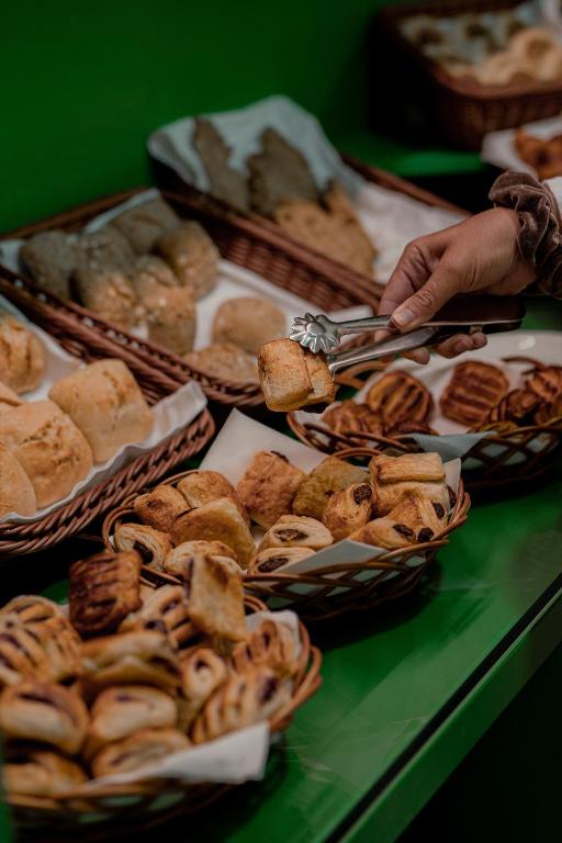 อาหารและเครื่องดื่ม