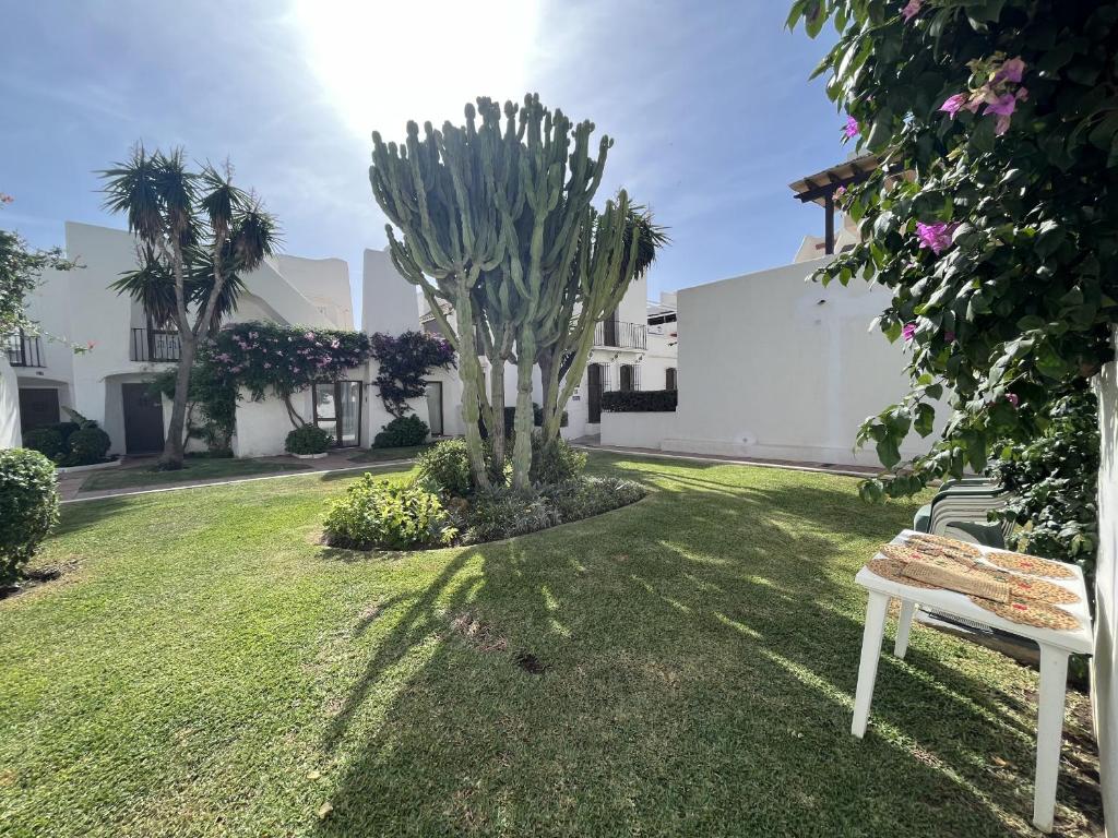 Estepona - Playa - 1 dormitorio con jardines al lado del mar Te11 - 2