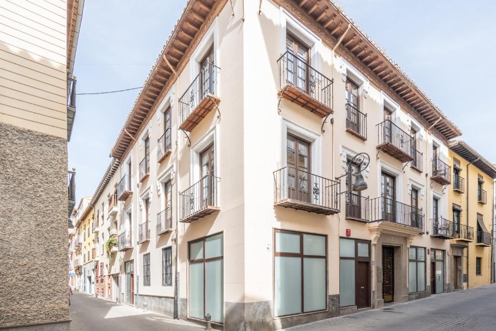 Apartamentos Luna Suites Palacio Dorita - 3
