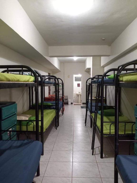 Arkiprime Barkada Budget Meal — Hotel in Cebu