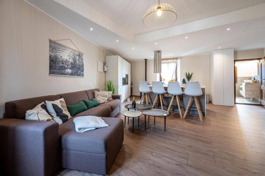 Modern apartment in Gravedona - Larihome A14 - 2