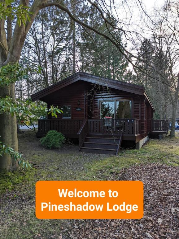 Pineshadow Lodge - Cosy 4 Bed - Kenwick Park